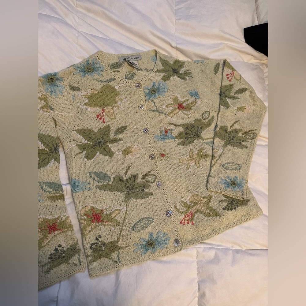 Granny embroidered Floral Knit Cardigan size small Sweater oversize